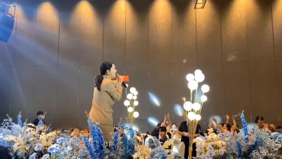 婚礼仪式后，现场互动游戏