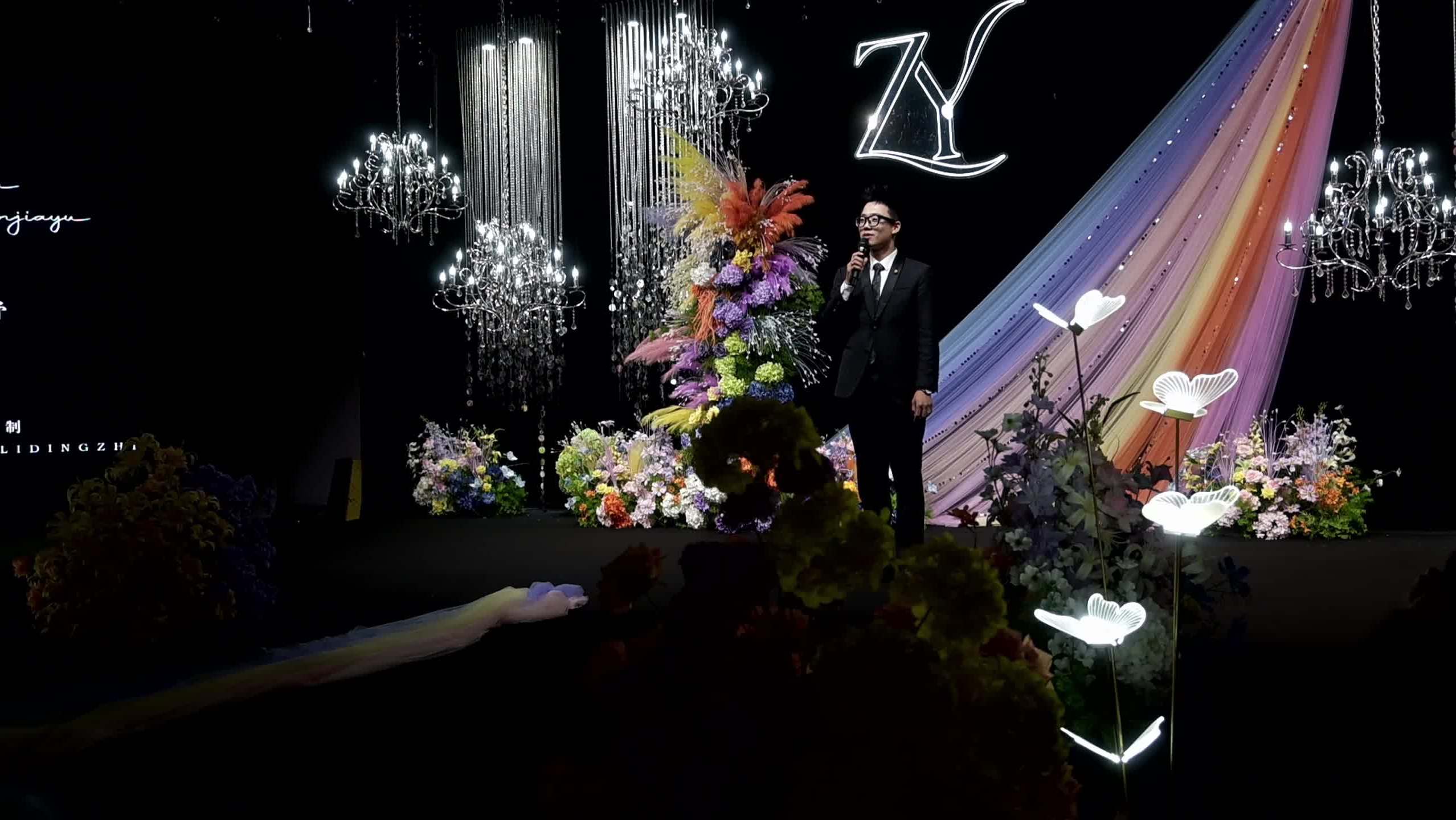 以色彩之约，赴一场绚烂之约