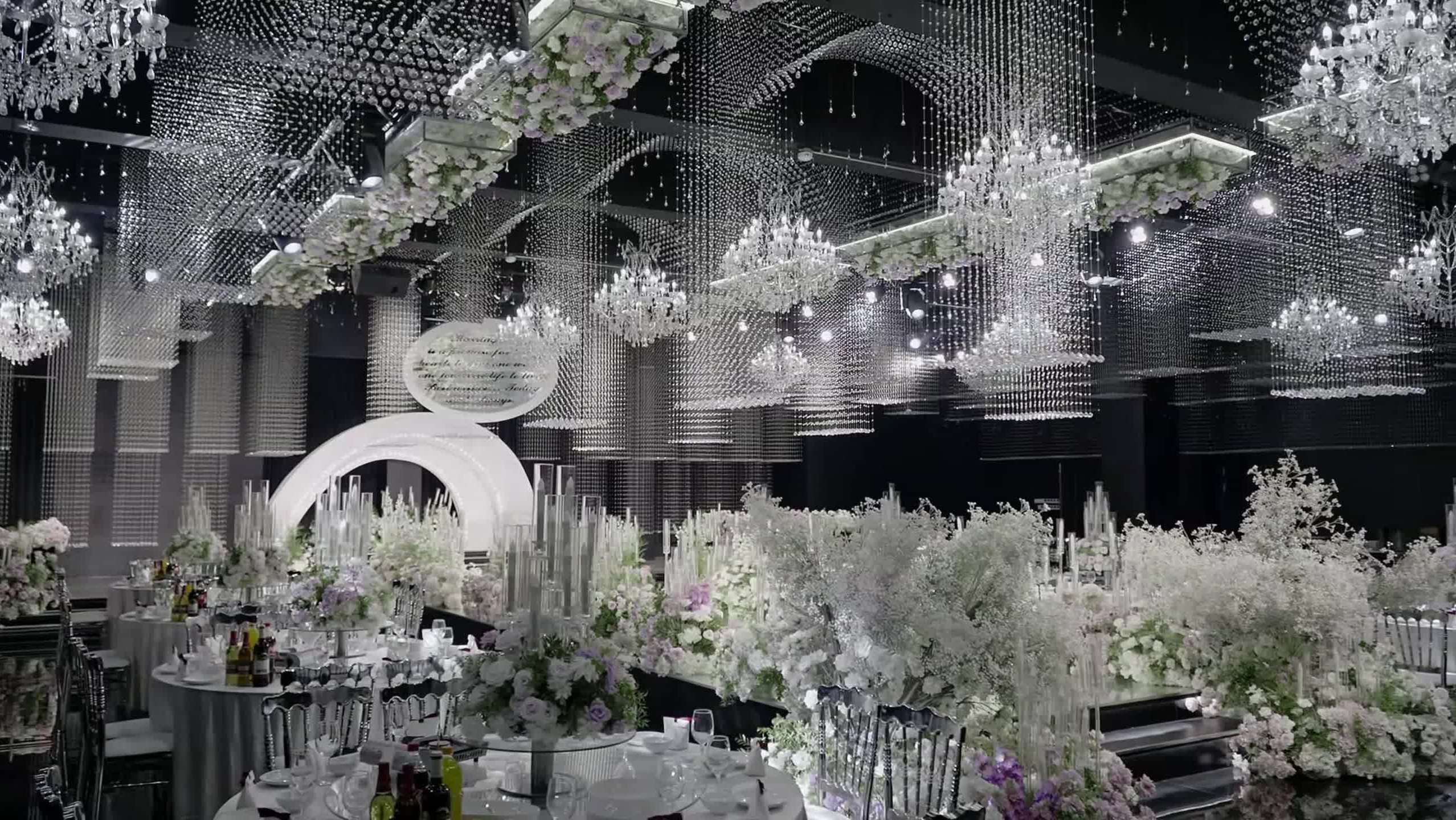 爱如旭日般闪耀