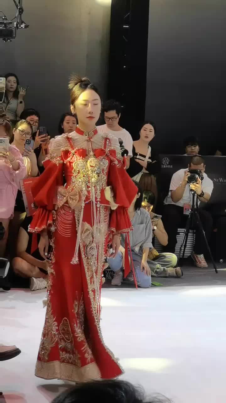 高定版秀和：喜事连连