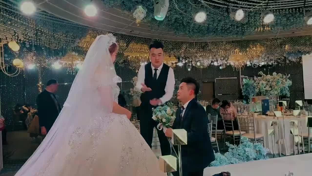 成為每一個愛情故事的講述者