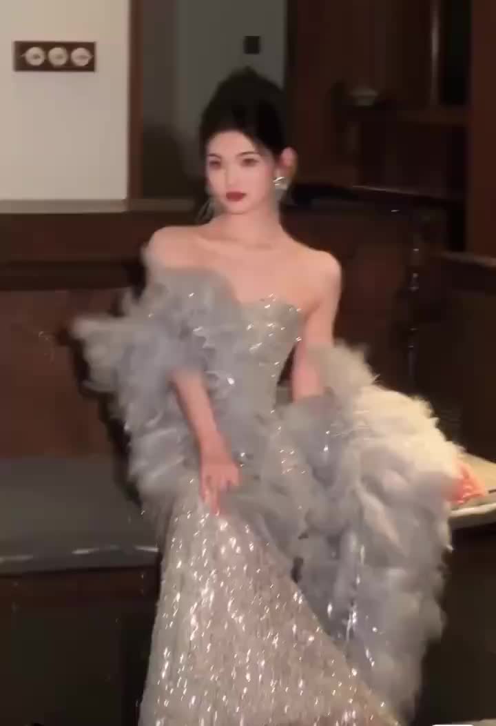 订婚妆/包含整体妆容造型＋订婚服