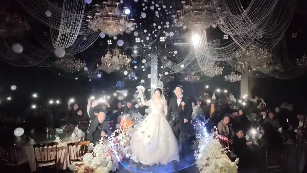 一段溫暖且舒服的婚禮