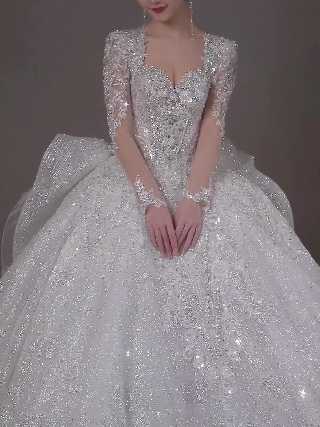 女王嫁衣 2023女王的婚纱