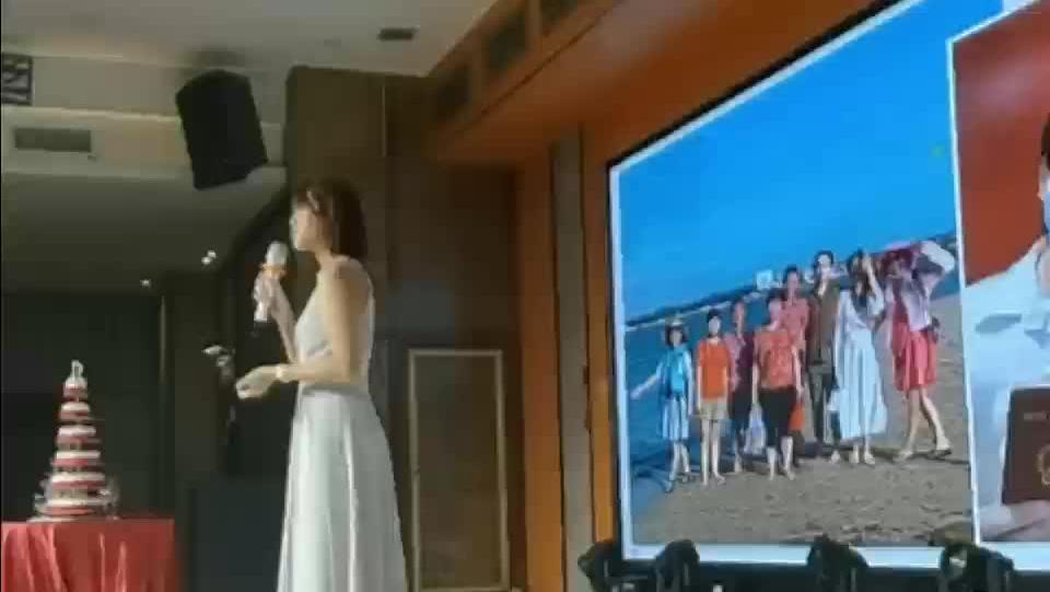 婚礼开场不一定要讲爱情故事