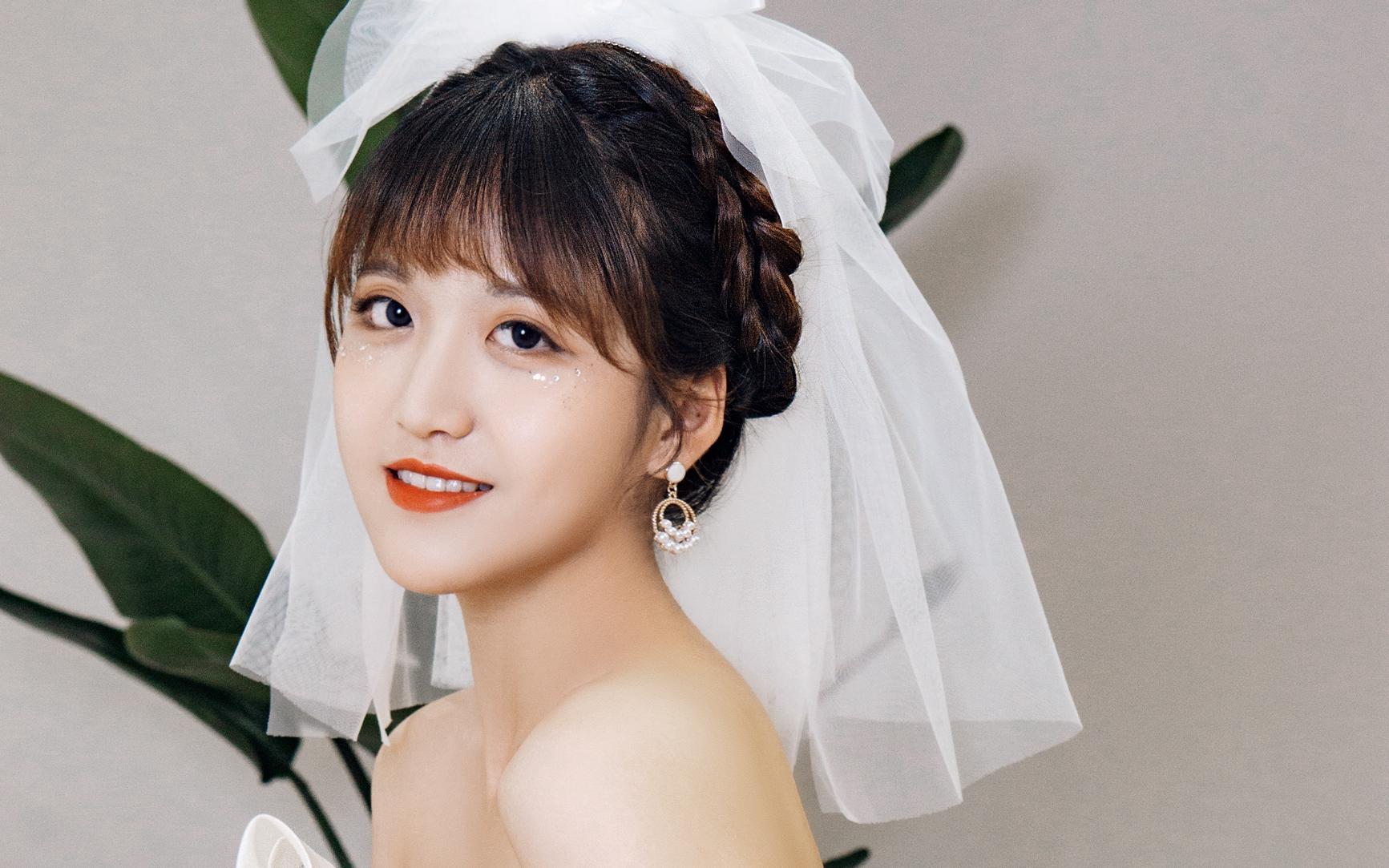 DORA高级化妆师-跟妆