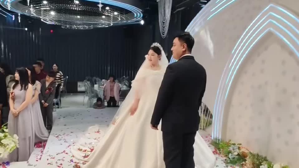 超級(jí)有氛圍的婚禮現(xiàn)場(chǎng)