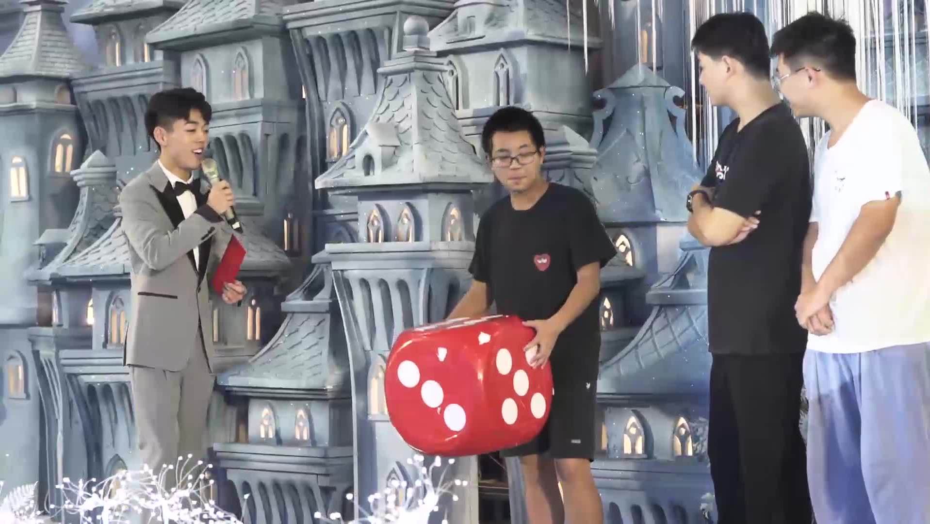 主持人张曦 婚礼现场互动