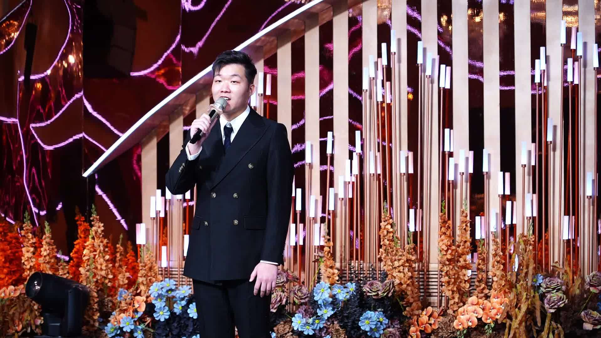 一个主持人的样片