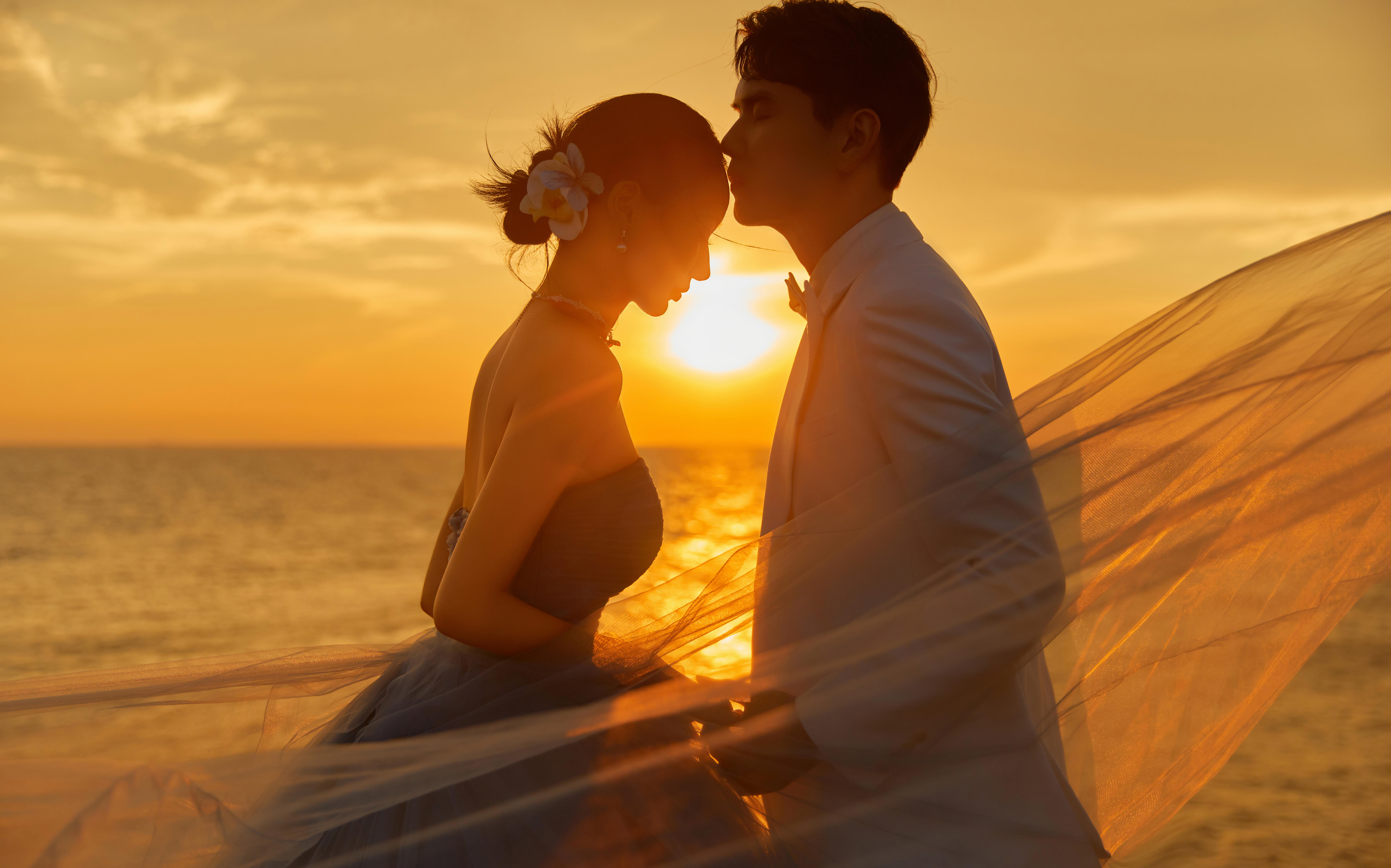 李朝丽，李远航