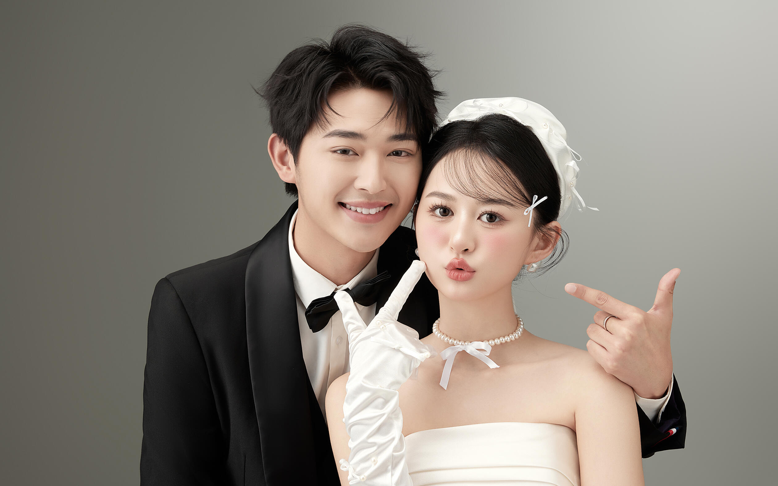 極簡(jiǎn)韓式減齡婚紗
