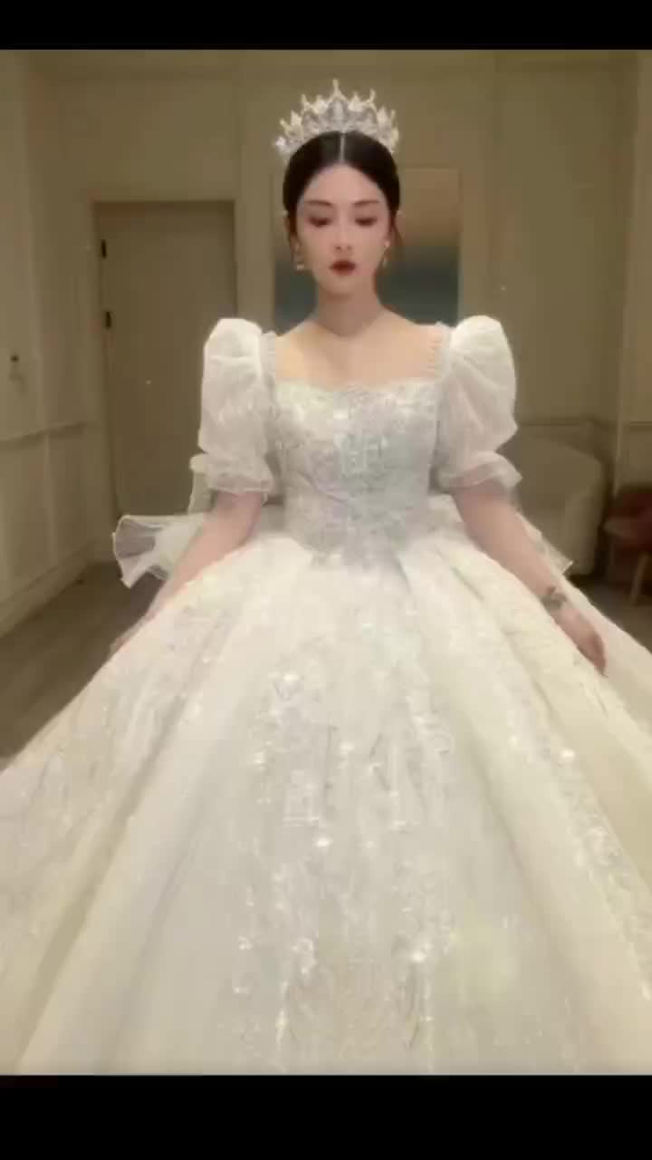 迪士尼在逃公主婚纱